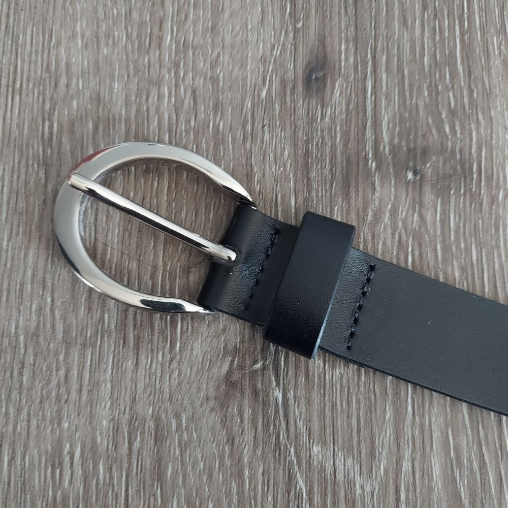 Express Black Belt with Silver Buckle - Picture 4 of 7